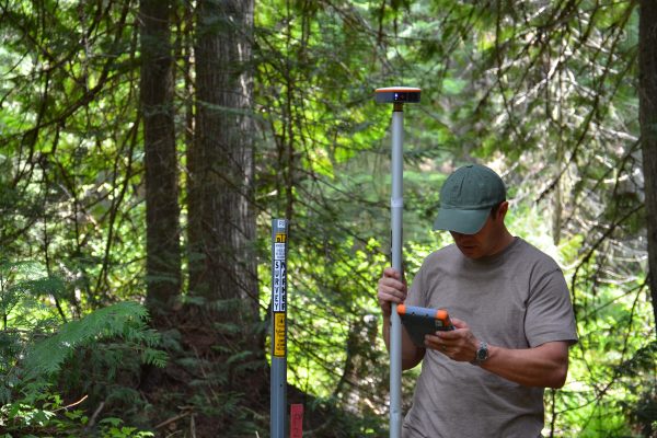 The Geode Sub-meter GPS Receiver Put to the Test Under Dense Forest Tree Canopy