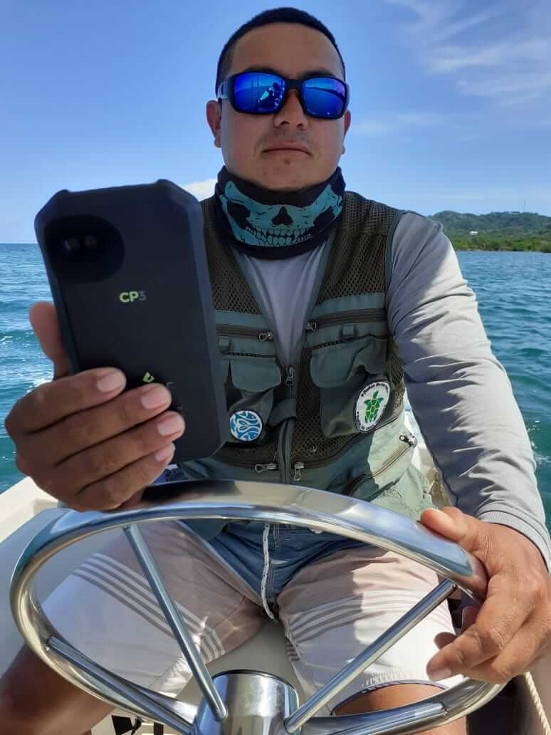 CP3 Rugged Smartphone in use at Roatan Marine Park