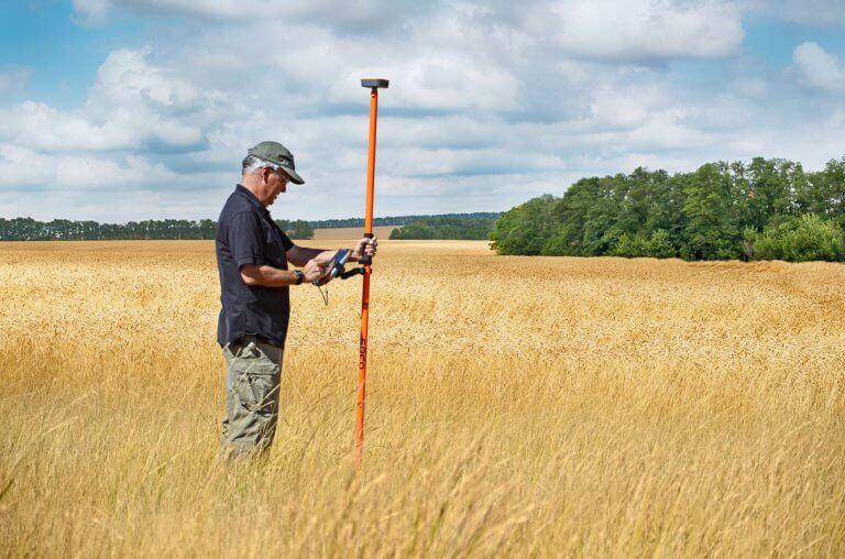 Best Practices For Better GPS Accuracy In The Field | Get Rugged