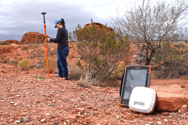 The Mesa Rugged Tablet and Geode Sub-meter GPS receiver is used in the extreme heat of the day. 